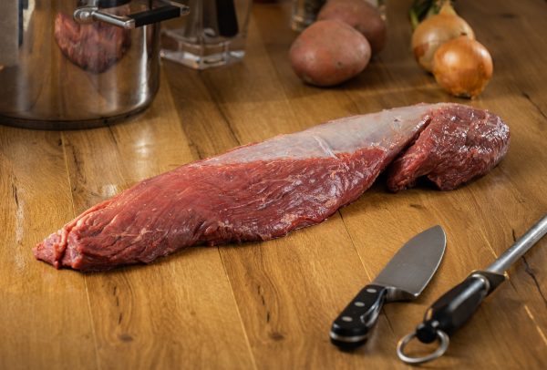 0148 Chain on Beef Fillet